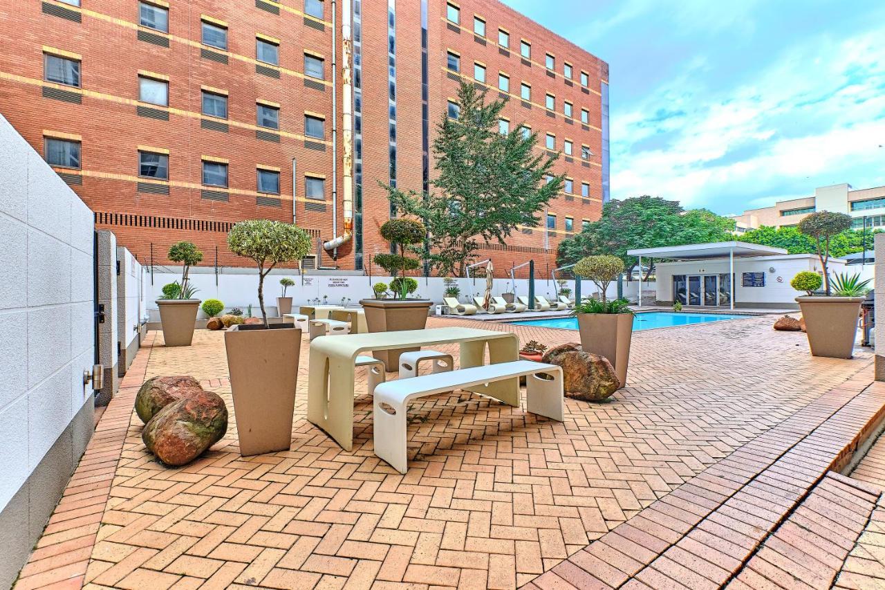 Sandton Serviced Apartments@Hydro Joanesburgo Exterior foto