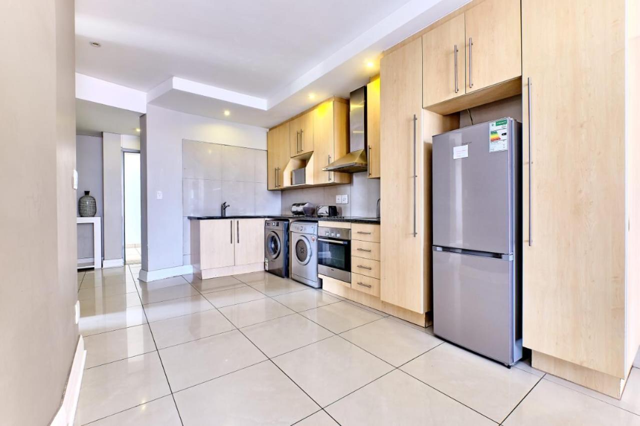 Sandton Serviced Apartments@Hydro Joanesburgo Quarto foto